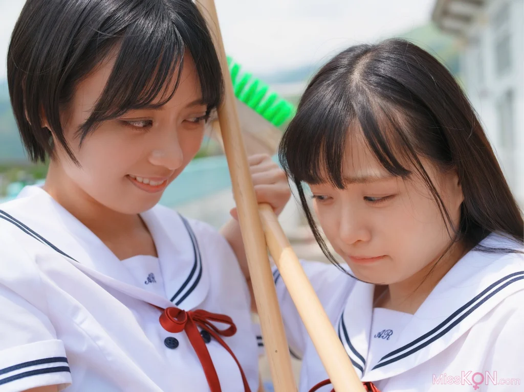 [JP] Kanon Urara (花音うらら) & Monami Suzu (もなみ鈴): Beautiful World (49 photos)