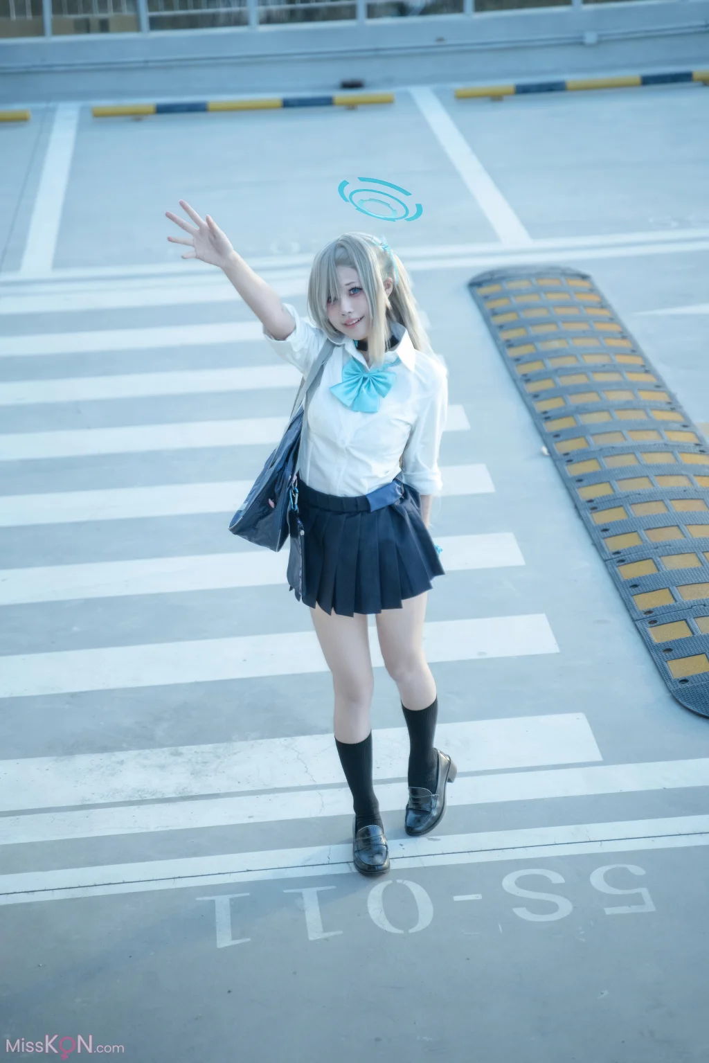 Coser@清水凪: 濑明日奈 JK (50 photos)