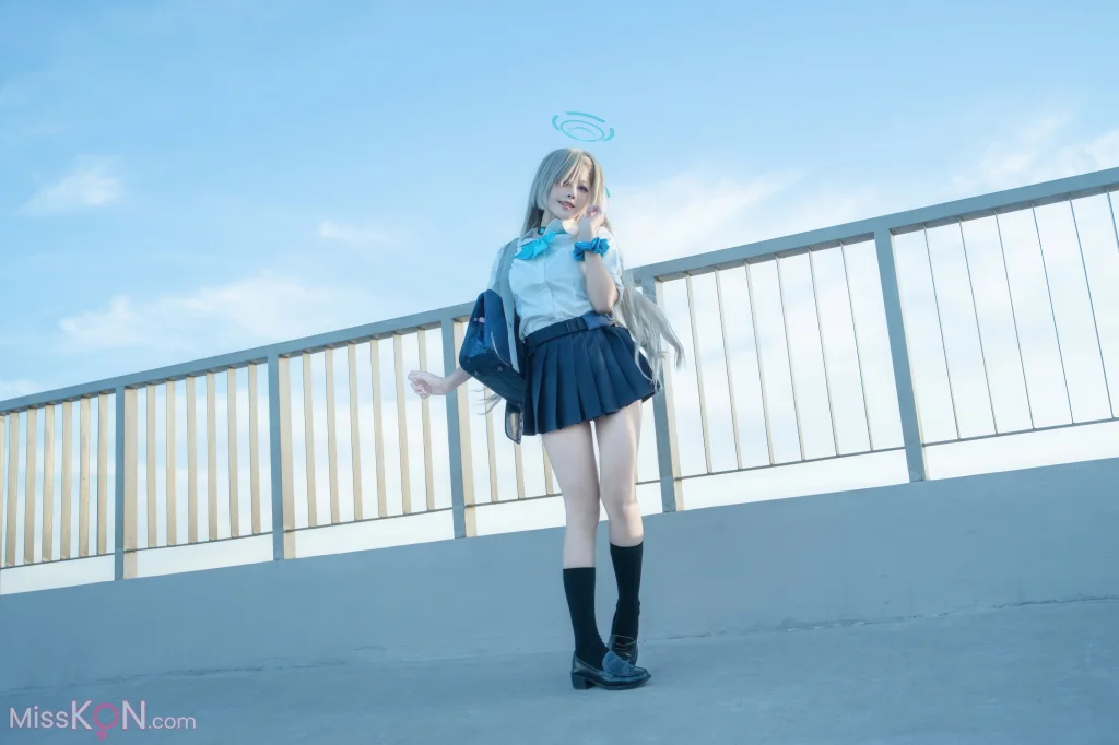 Coser@清水凪: 濑明日奈 JK (50 photos)