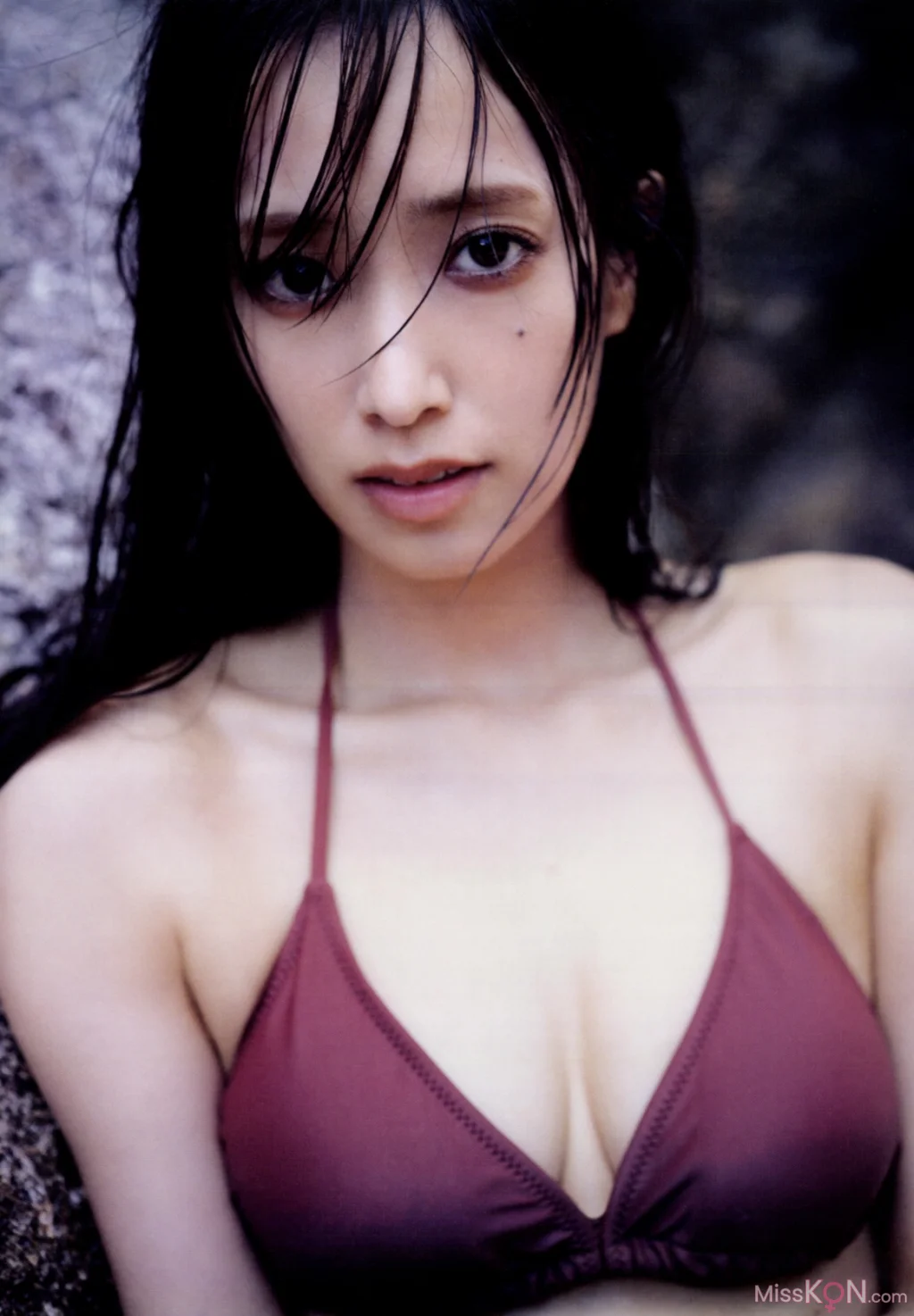 [JP] Kumi Sasaki (佐々木久美): 日向坂46 佐々木久美 1st写真集 めくる日々 (147 photos)
