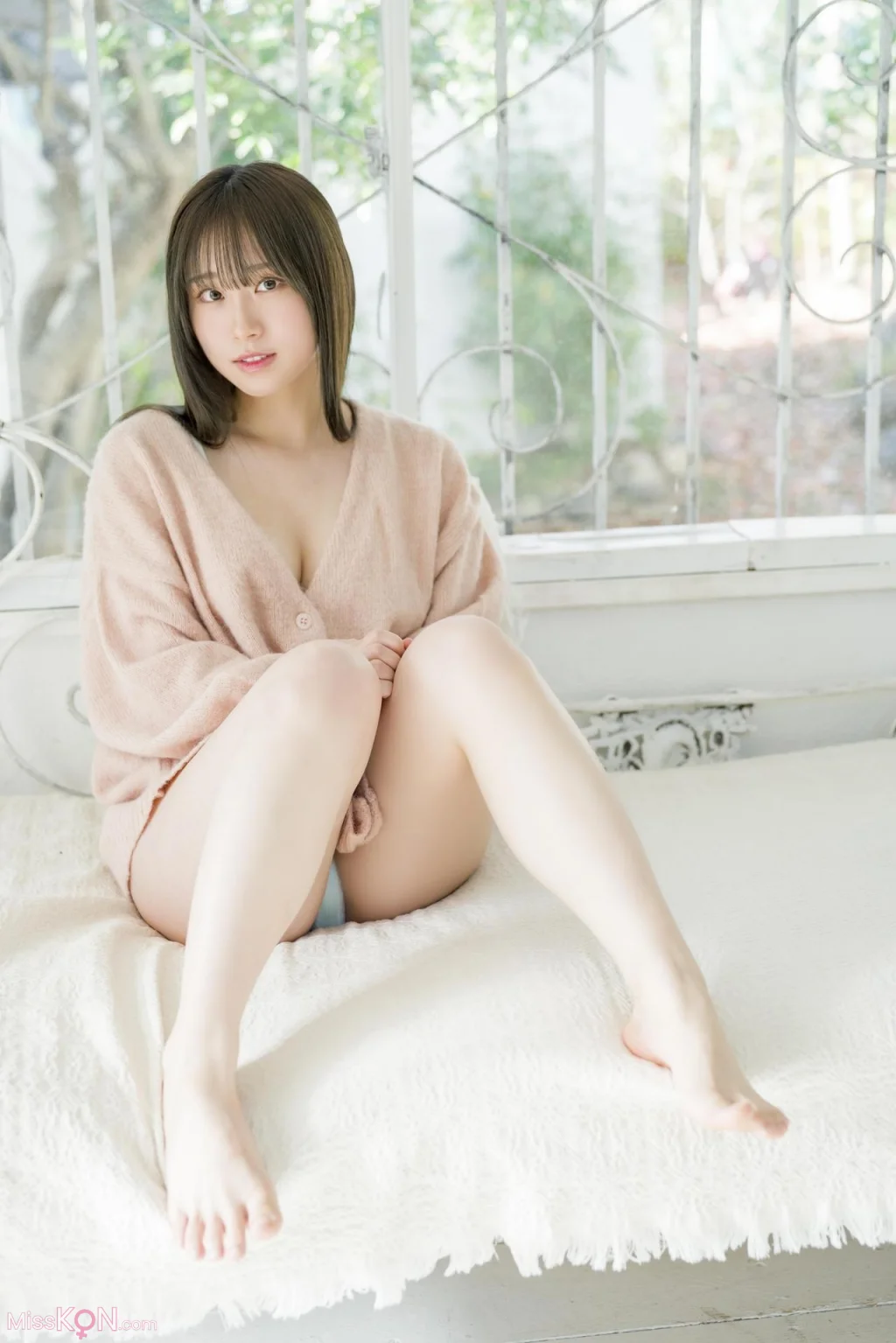 [JP] Momoko Ōshiro (大白桃子): 白桃〜もぎたての果実アザーカット集〜 (IDOL The Great Age of Discovery) (103 photos)