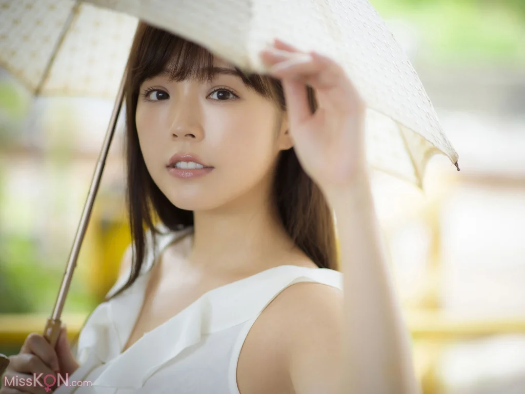[JP] Natsuki Kawamura (川村那月): FRIDAYデジタル写真集 「抱きしめたいカラダVol.3 未公開カット完全版」 (105 photos)