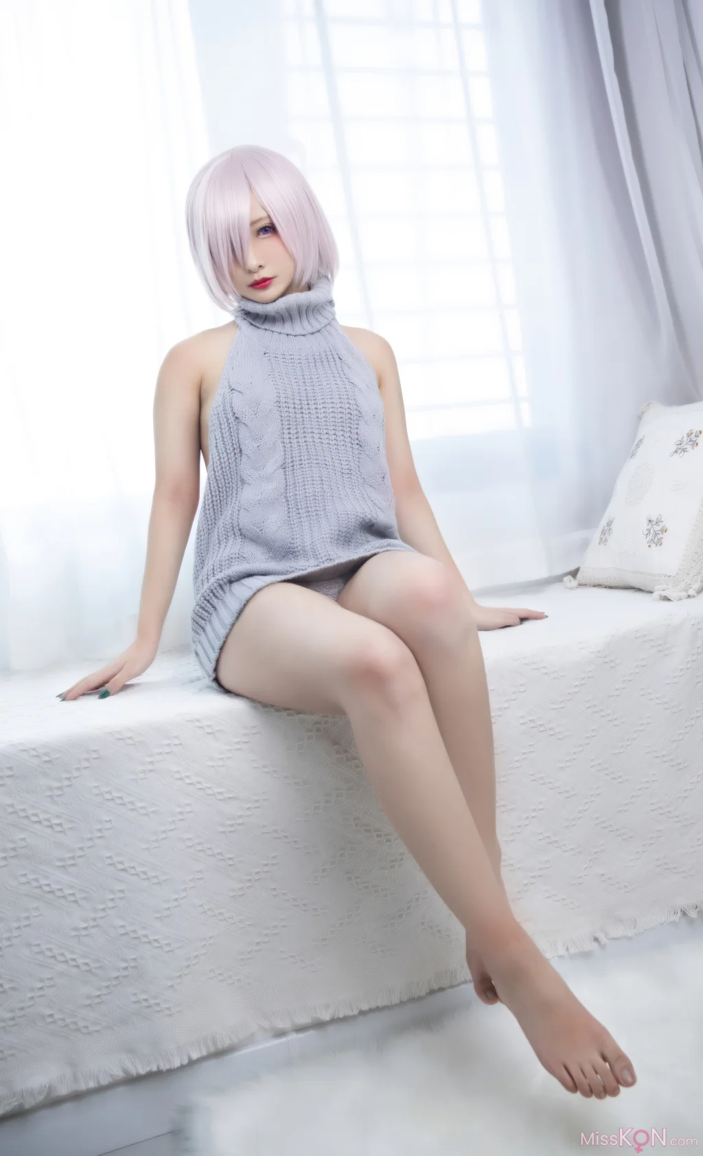 Coser@洛璃LoLiSAMA: 玛修露背毛衣 (23 photos)
