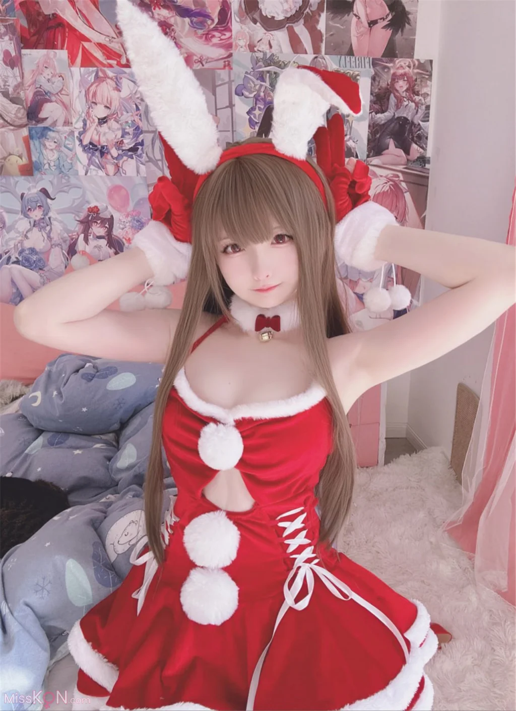 Coser@习呆呆: バニーサンタ (18 photos + 2 videos)