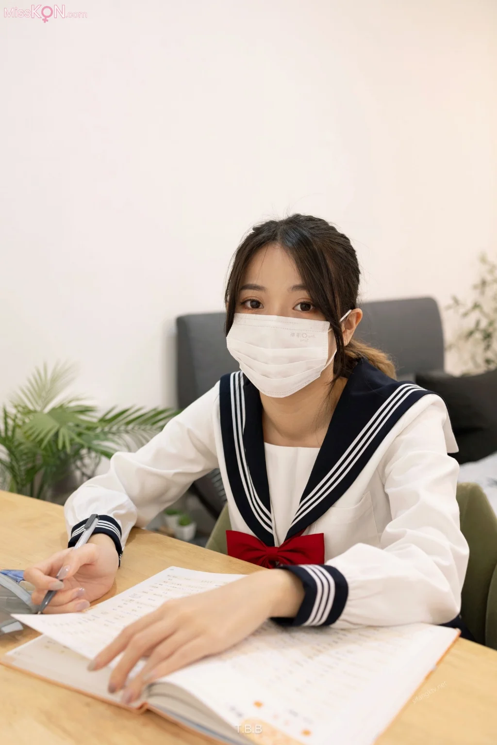 [ED Mosaic] 上学忘记穿内裤的清纯学妹 (211 photos) – Page 3