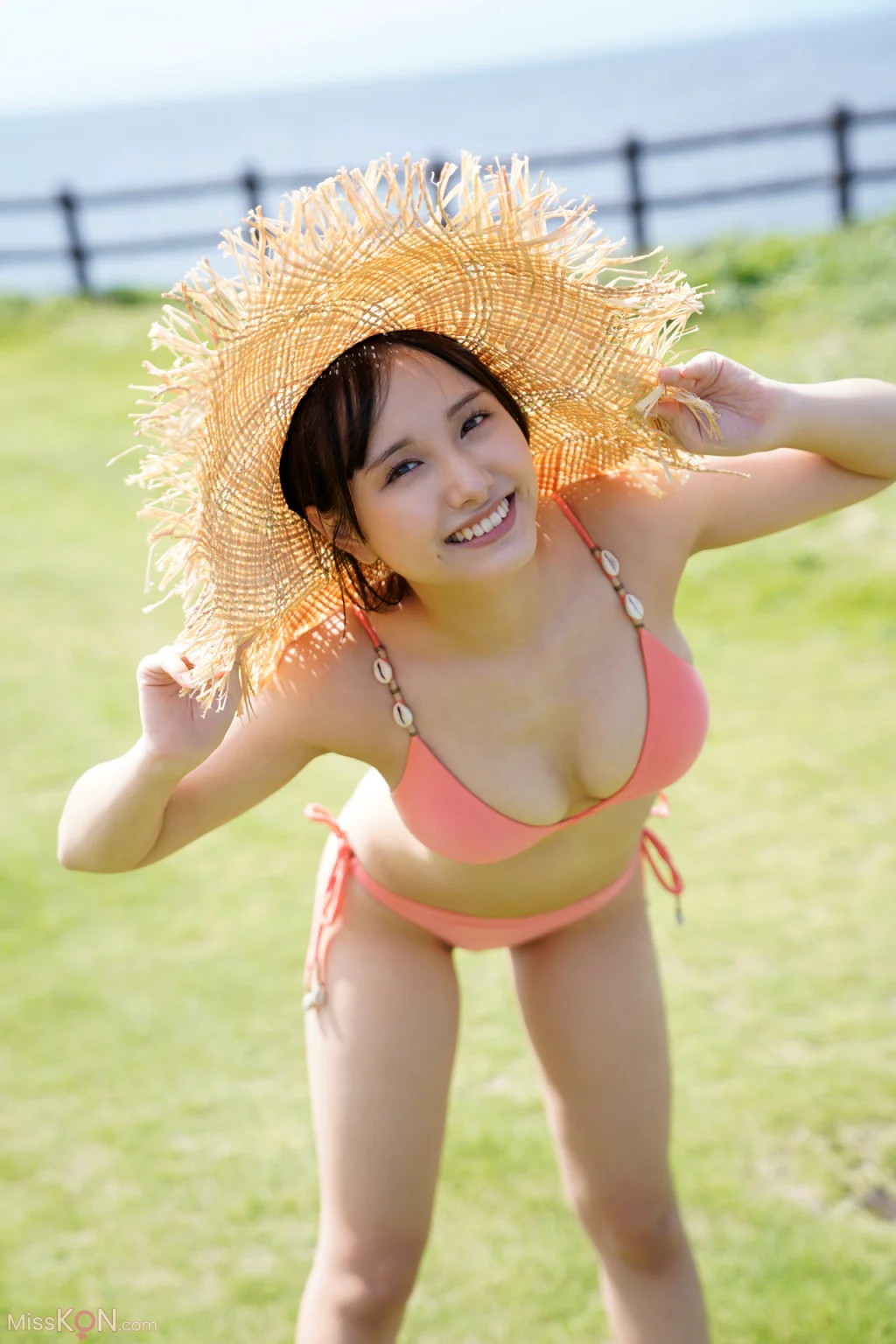 [JP] Mayu Niiya (新谷真由): ヤングガンガンデジタル限定写真集「島の奇跡」 (60 photos) – Page 3