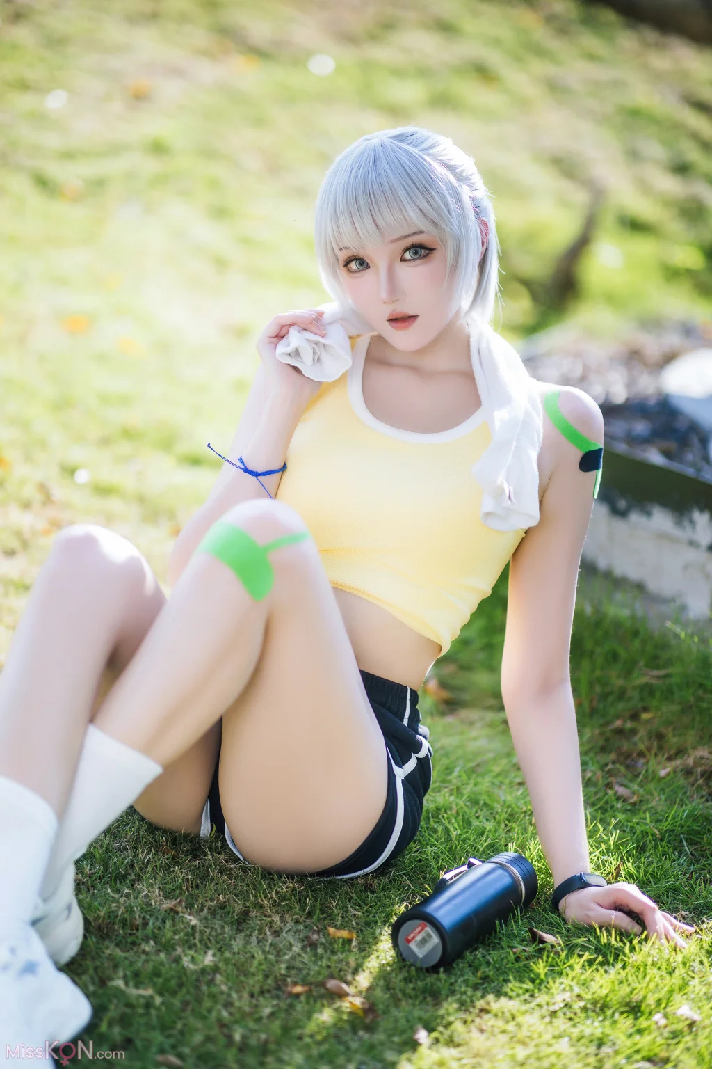Coser@瓜希酱: 灵笼-白月魁运动服 (15 photos)