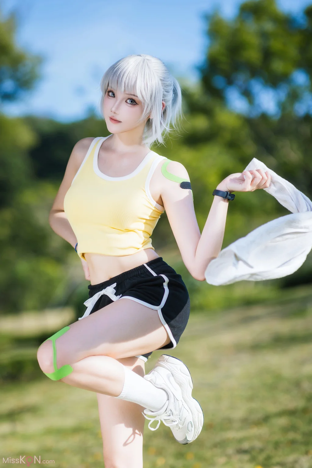 Coser@瓜希酱: 灵笼-白月魁运动服 (15 photos) – Page 2