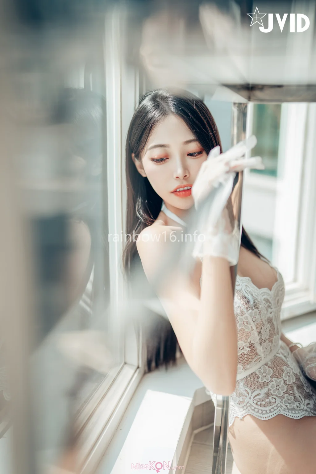 [JVID] WenHsin 玟妡: 勻稱美腿《玟妡》看見她就起秋的假日午後🍂白絲黑絲一次滿足🔥只想與她一起把房間弄得亂糟糟👍 (167 photos + 1 video)