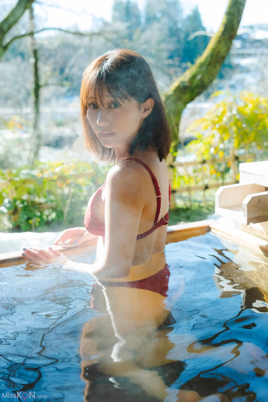 [JP] Miku Tanaka (田中美久): ヤングガンガンデジタル限定写真集「銀世界」 (84 photos) – Page 2