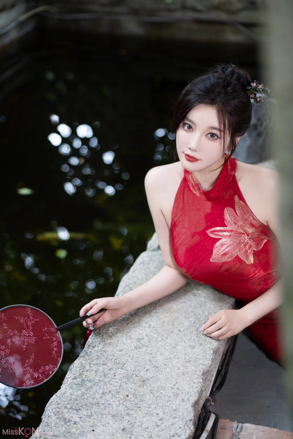 [内购无水印] Yang Chen Chen (杨晨晨Yome): 秀人网模特 红色旗袍 (109 photos) – Page 2