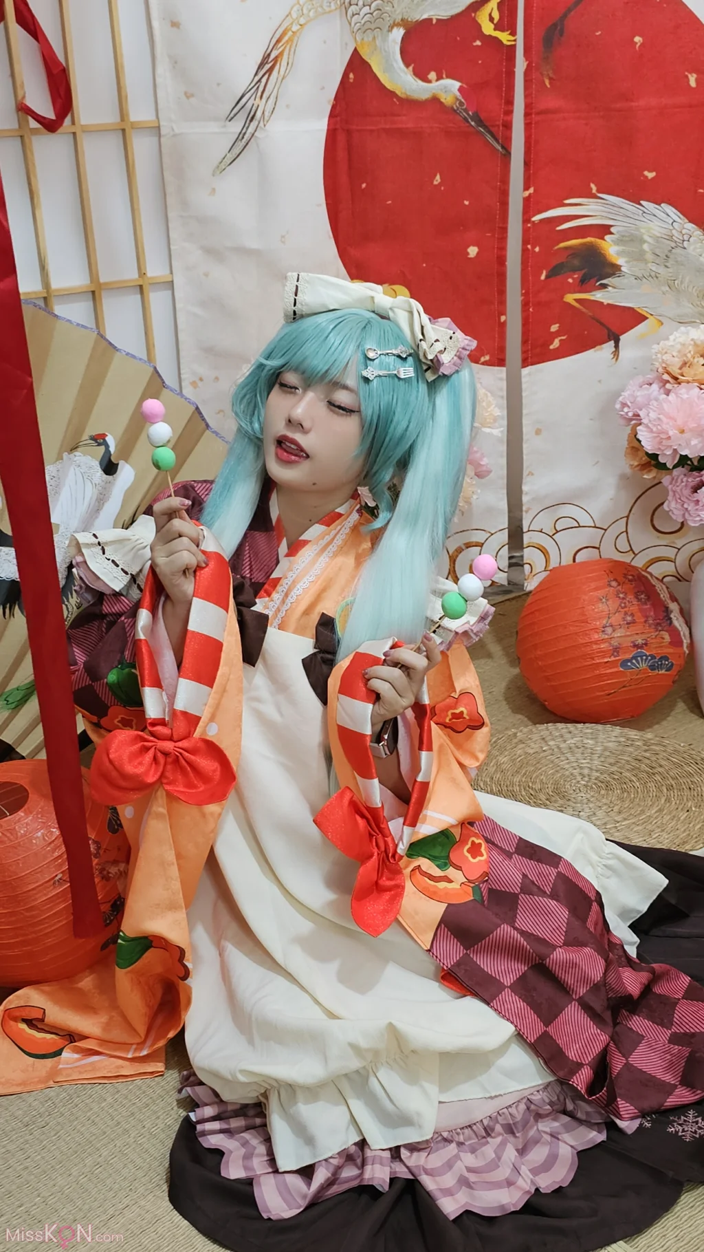 Coser@Messie Huang: Miku (76 photos)