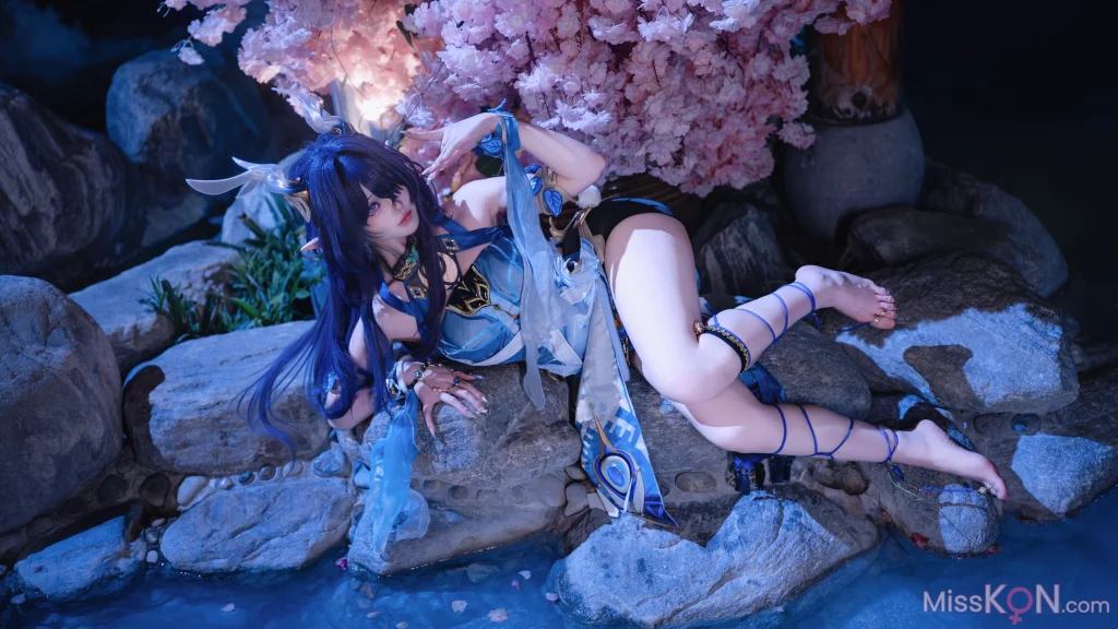 Coser@前野太太: 菈乌玛 (27 photos)