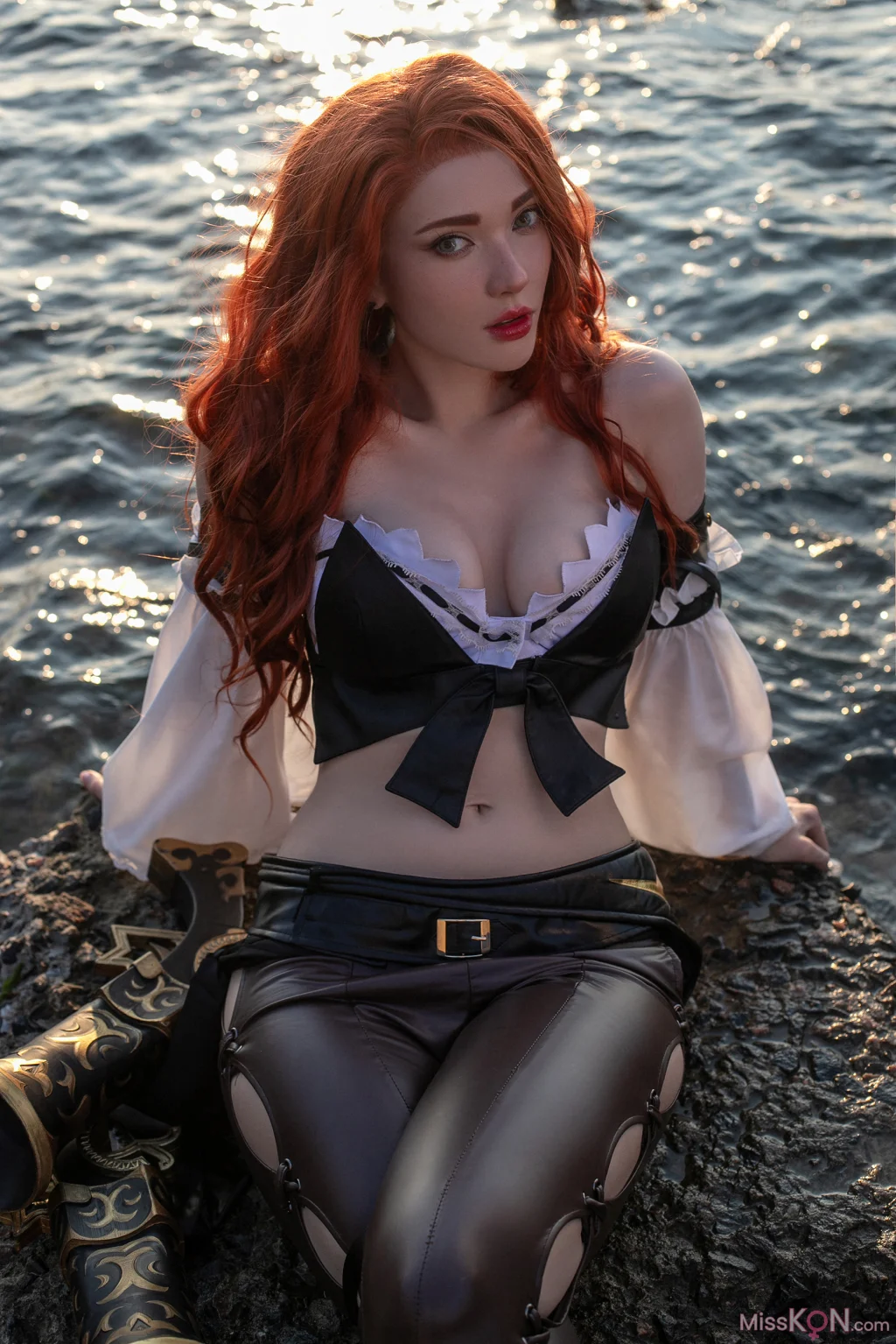 Coser@Misaki Sai: Miss Fortune (38 photos)
