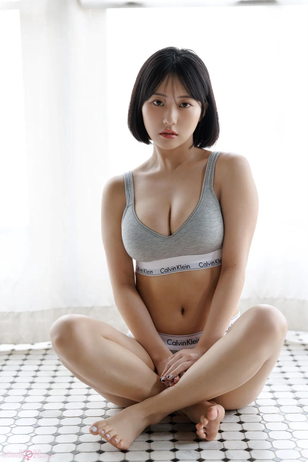 [JP] Miku Tanaka (田中美久):「時をかける美女」SPA！デジタル写真集 (69 photos) – Page 2