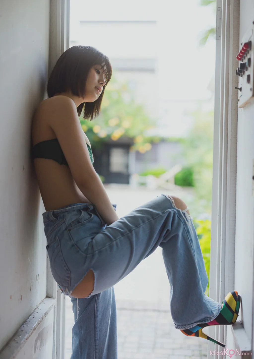 [JP] Ruka Kitano (北野瑠華):『誘惑の華』BOMBデジタル写真集 (93 photos) – Page 2