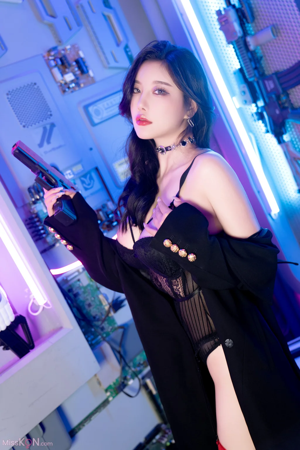 [内购无水印] Yang Chen Chen (杨晨晨Yome): 秀人网模特 开档情趣网袜 (102 photos) – Page 2