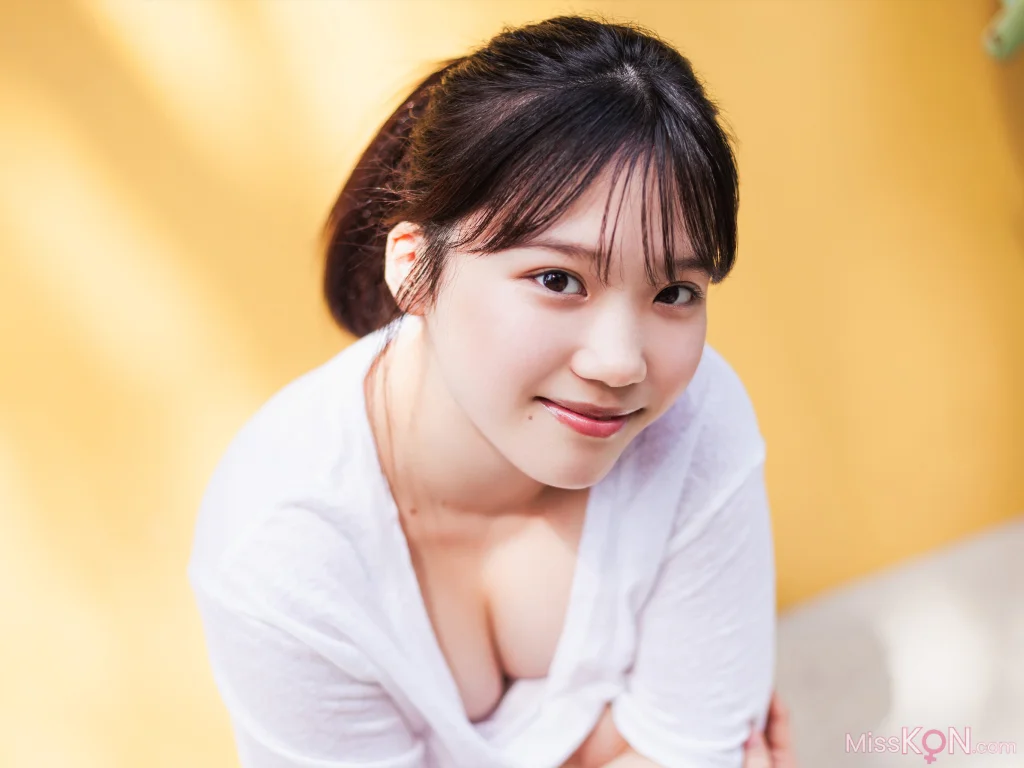 [JP] Minami Hori (堀みなみ): FRIDAYデジタル写真集 聖なるHカップ Vol.1 (61 photos)