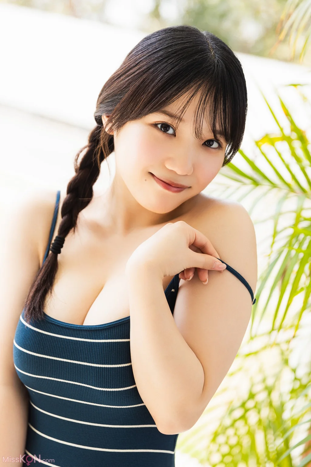 [JP] Minami Hori (堀みなみ): FRIDAYデジタル写真集 聖なるHカップ Vol.2 (60 photos)