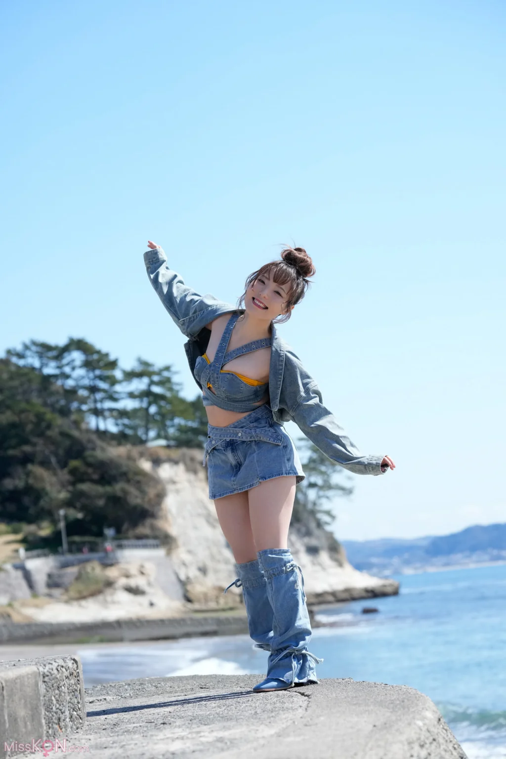 [JP] Rena Yoshihara (吉原怜那): FRIDAYデジタル写真集 『SEXY90000!! Vol.2』 (68 photos)