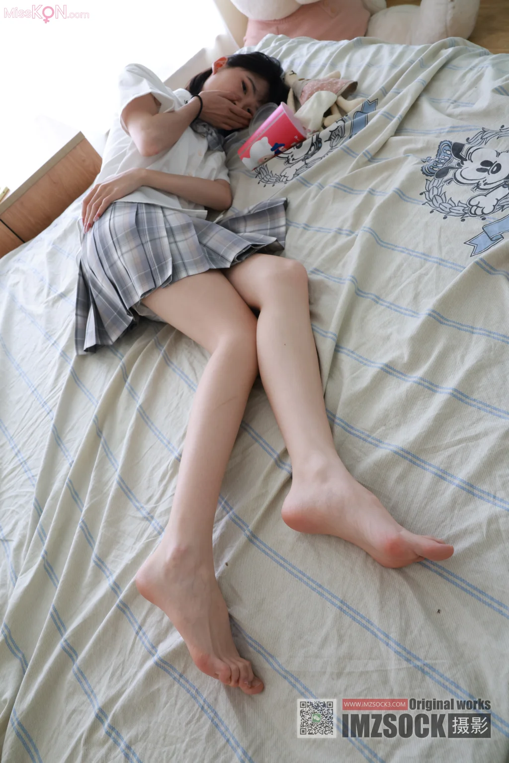 [MZSOCK爱美足] No.344: 秋秋 (121 photos + 1 video) – Page 2