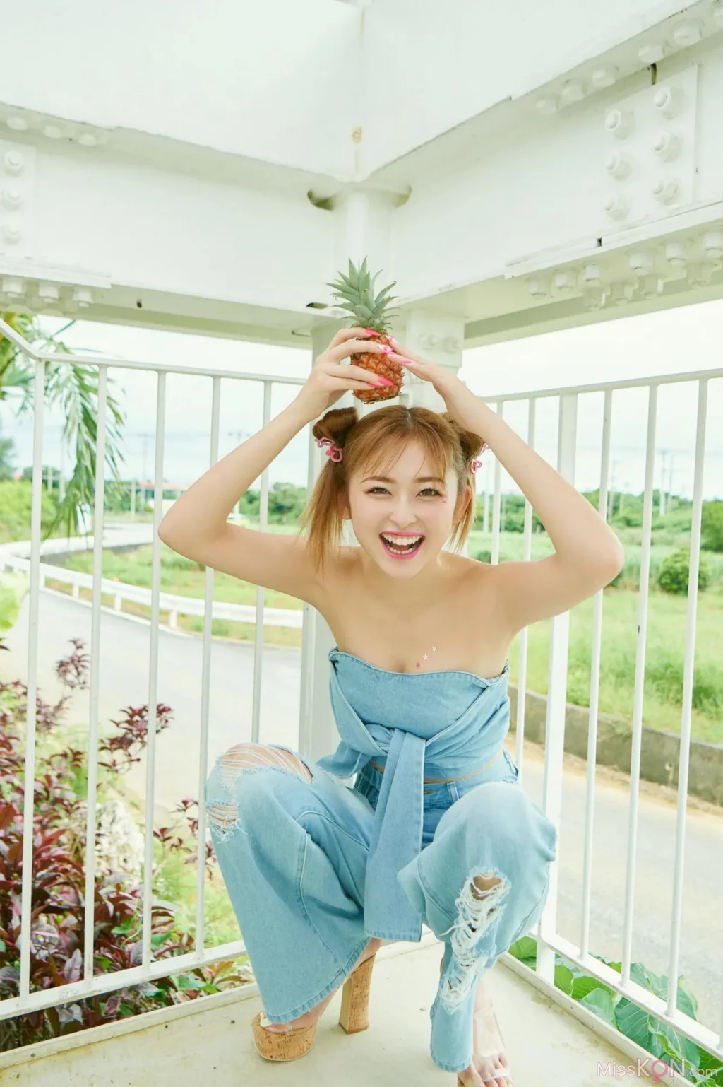 [JP] ゆうちゃみ: 2nd 写真集 ちゃみSummerオール未公開 another edition (110 photos) – Page 2