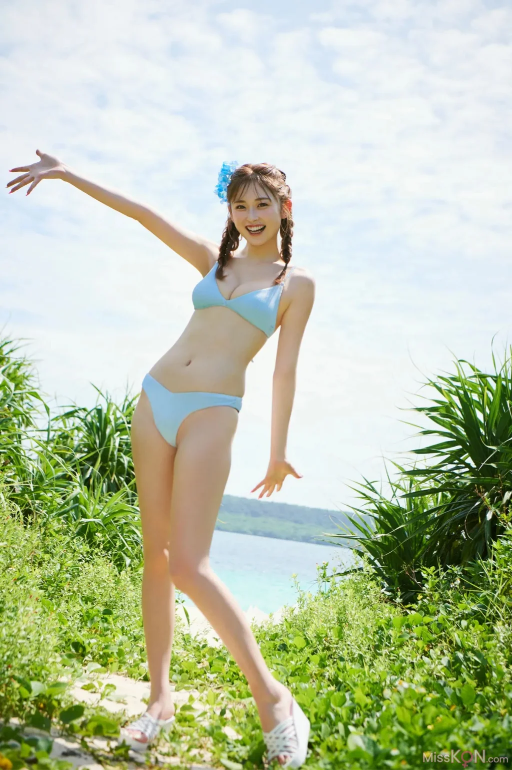 [JP] ゆうちゃみ: 2nd 写真集 ちゃみSummerオール未公開 another edition (110 photos) – Page 3