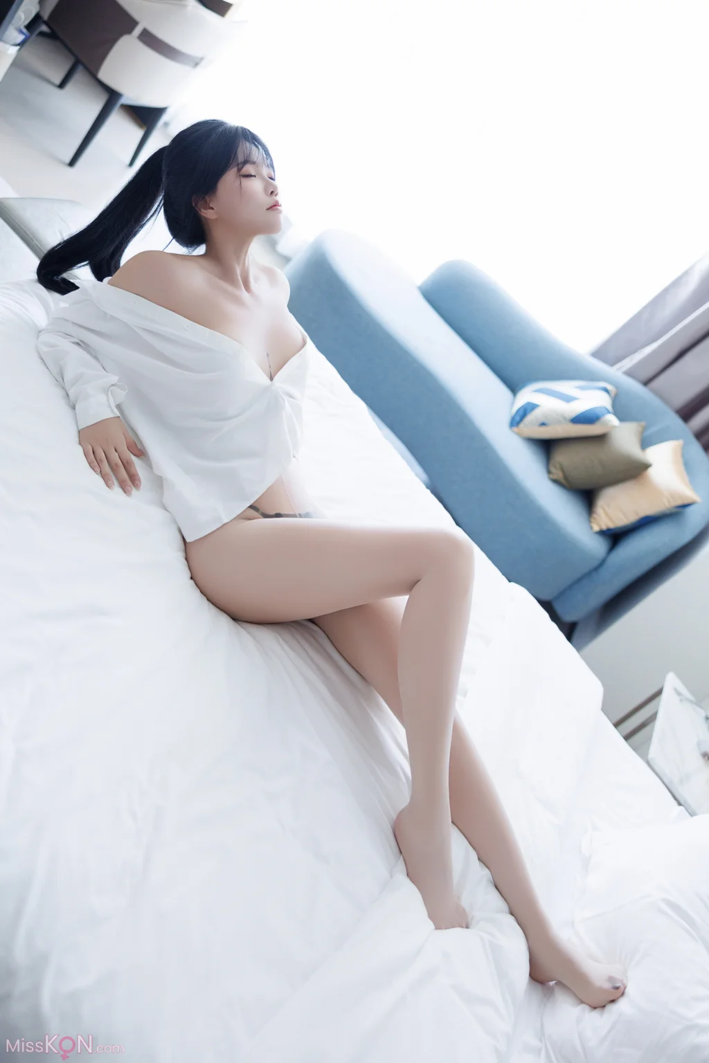 [内购无水印] Na Bi (娜比): 秀人网模特 学生装 (136 photos) – Page 2