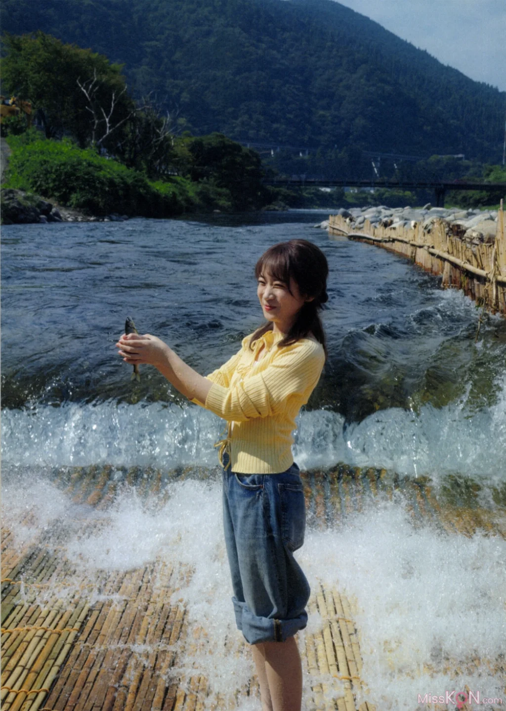 [JP] Manatsu Akimoto (秋元真夏): 淡淡 (179 photos) – Page 2