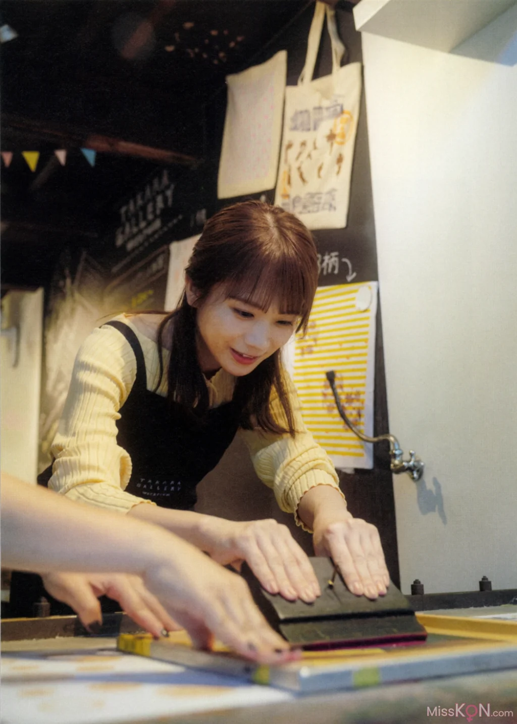 [JP] Manatsu Akimoto (秋元真夏): 淡淡 (179 photos) – Page 2