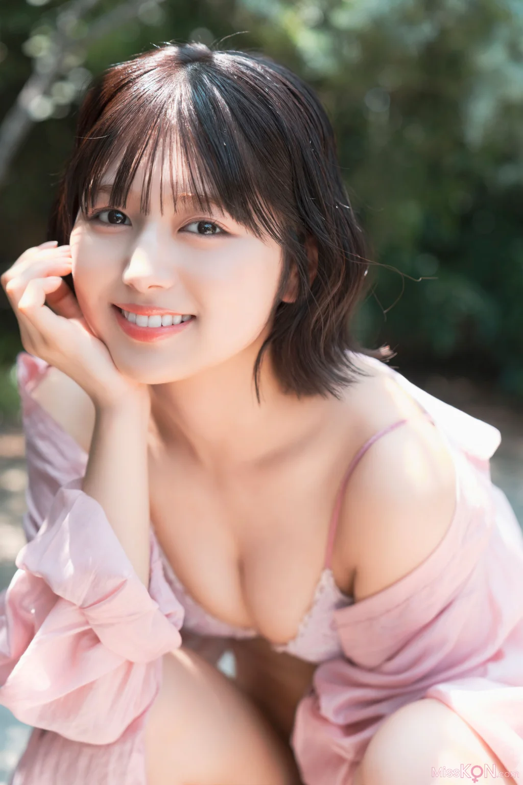 [JP] Ruka Kitano (北野瑠華): ヤングドラゴンエイジデジタル写真集「真夏の一ページ」 (49 photos) – Page 2