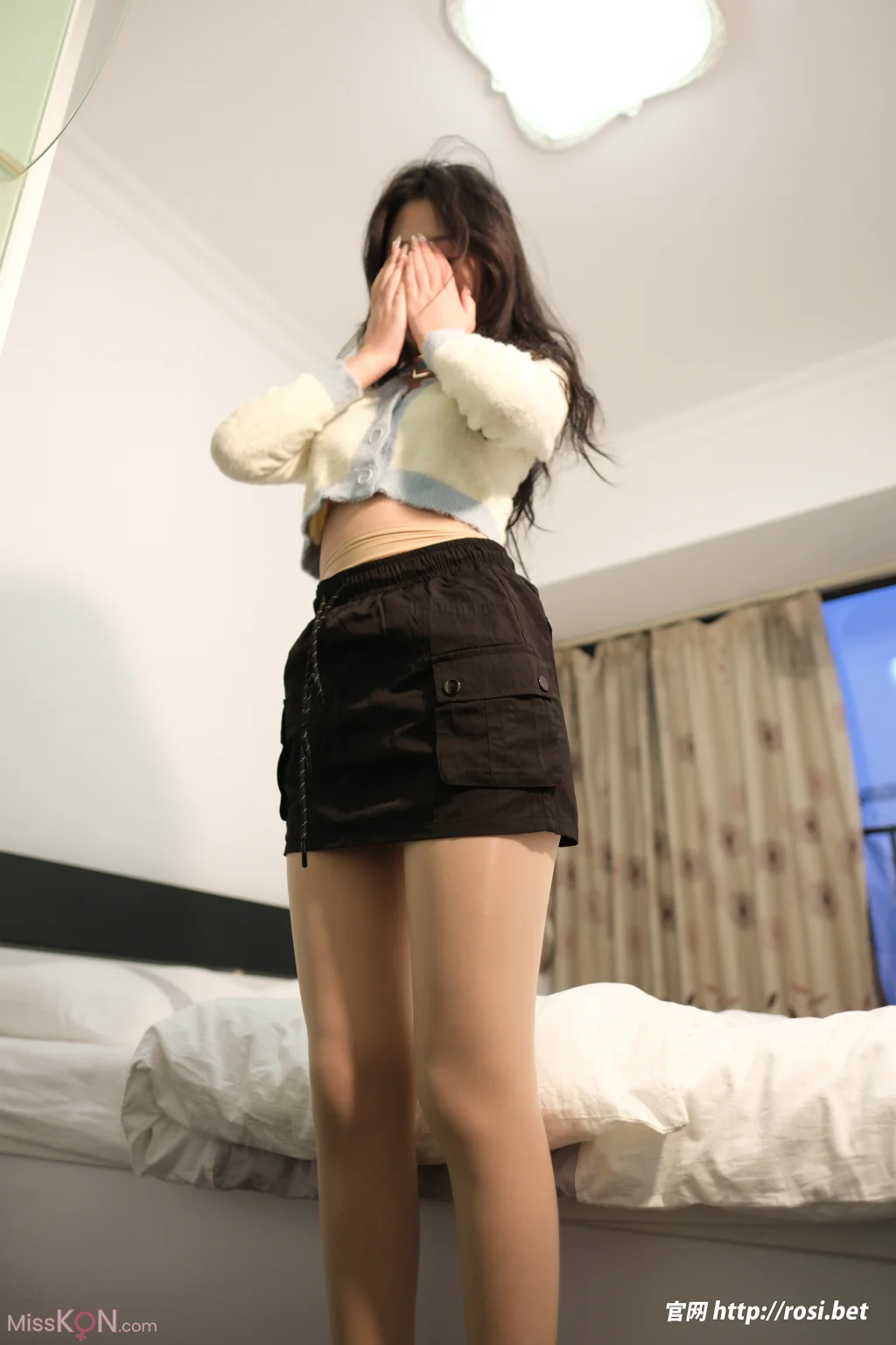 [ROSI写真] 2025.12.19 No.5128 (68 photos)