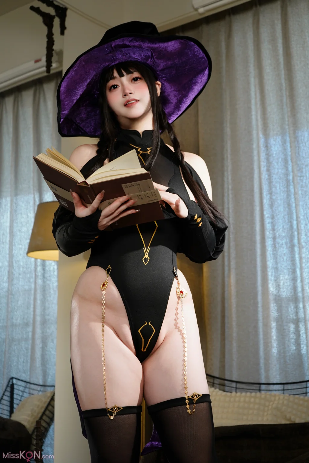 毛毛帽: 魔女之夜 (105 photos + 2 videos)