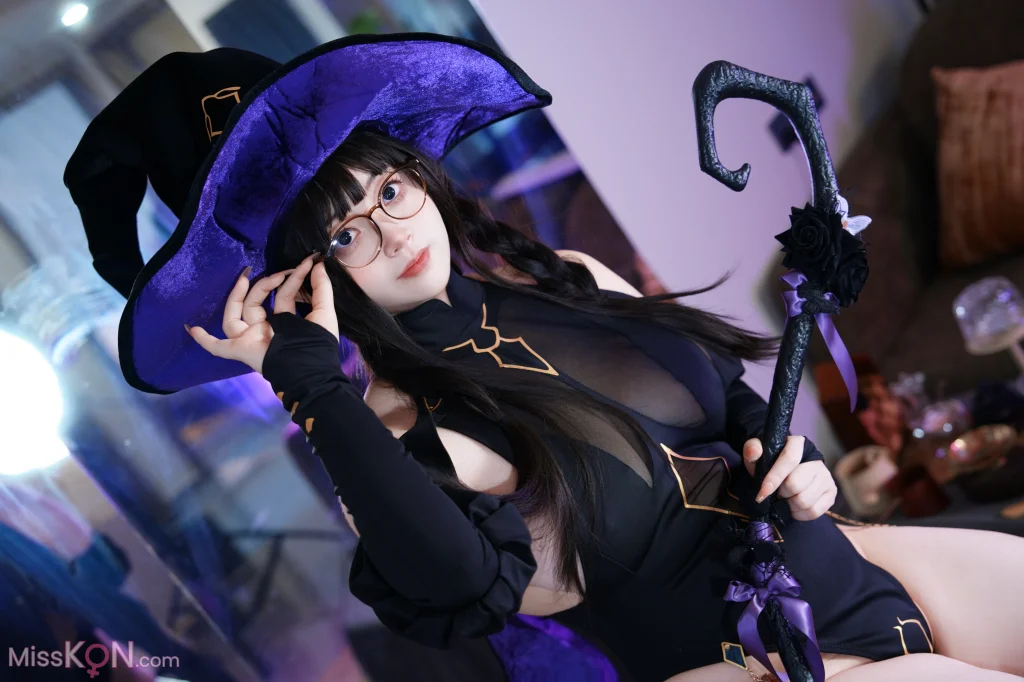 毛毛帽: 魔女之夜 (105 photos + 2 videos)