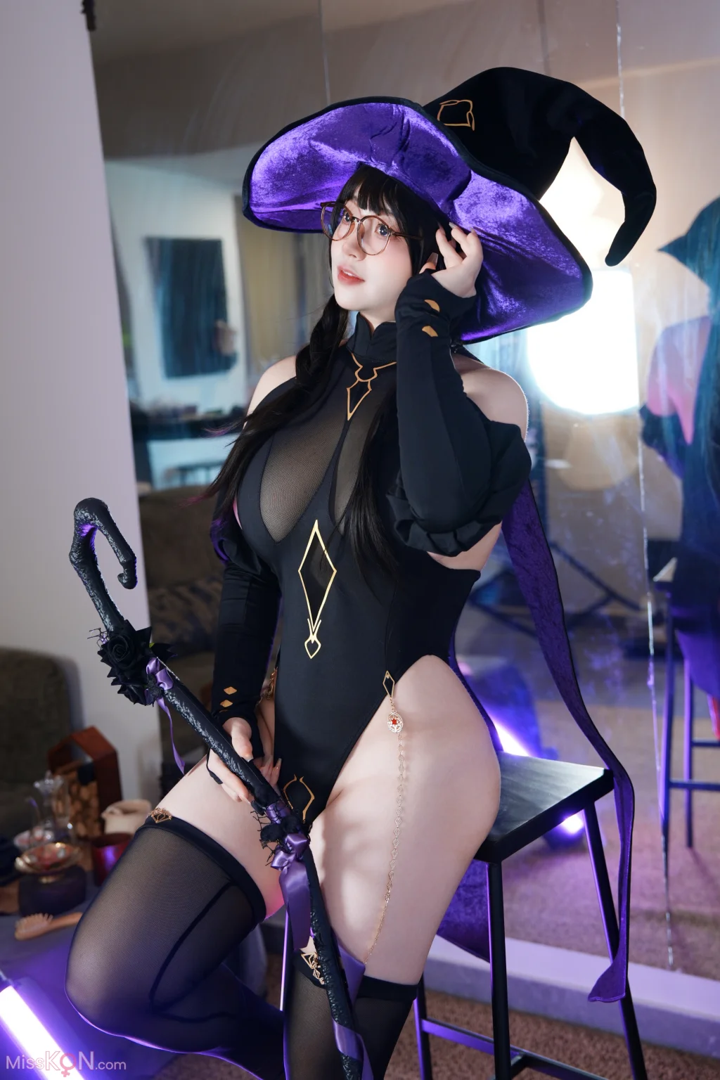 毛毛帽: 魔女之夜 (105 photos + 2 videos)