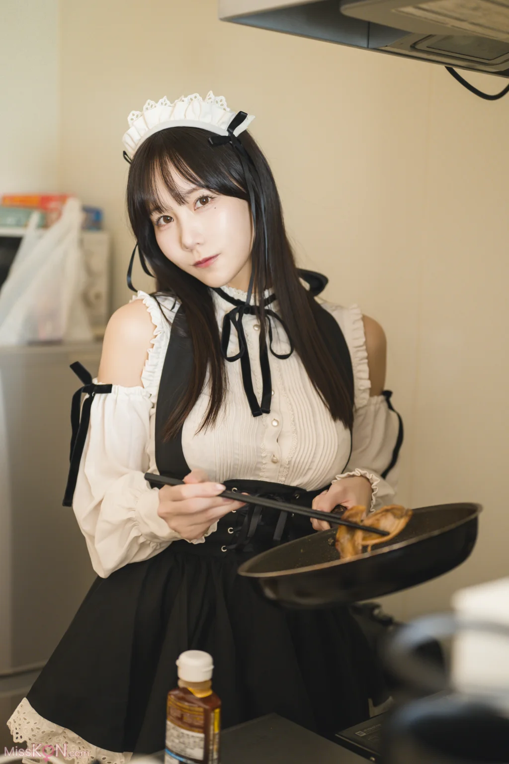 Coser@けん研 (けんけん): DL写真集 推し型メイドロイドとしたいこと (134 photos) – Page 2