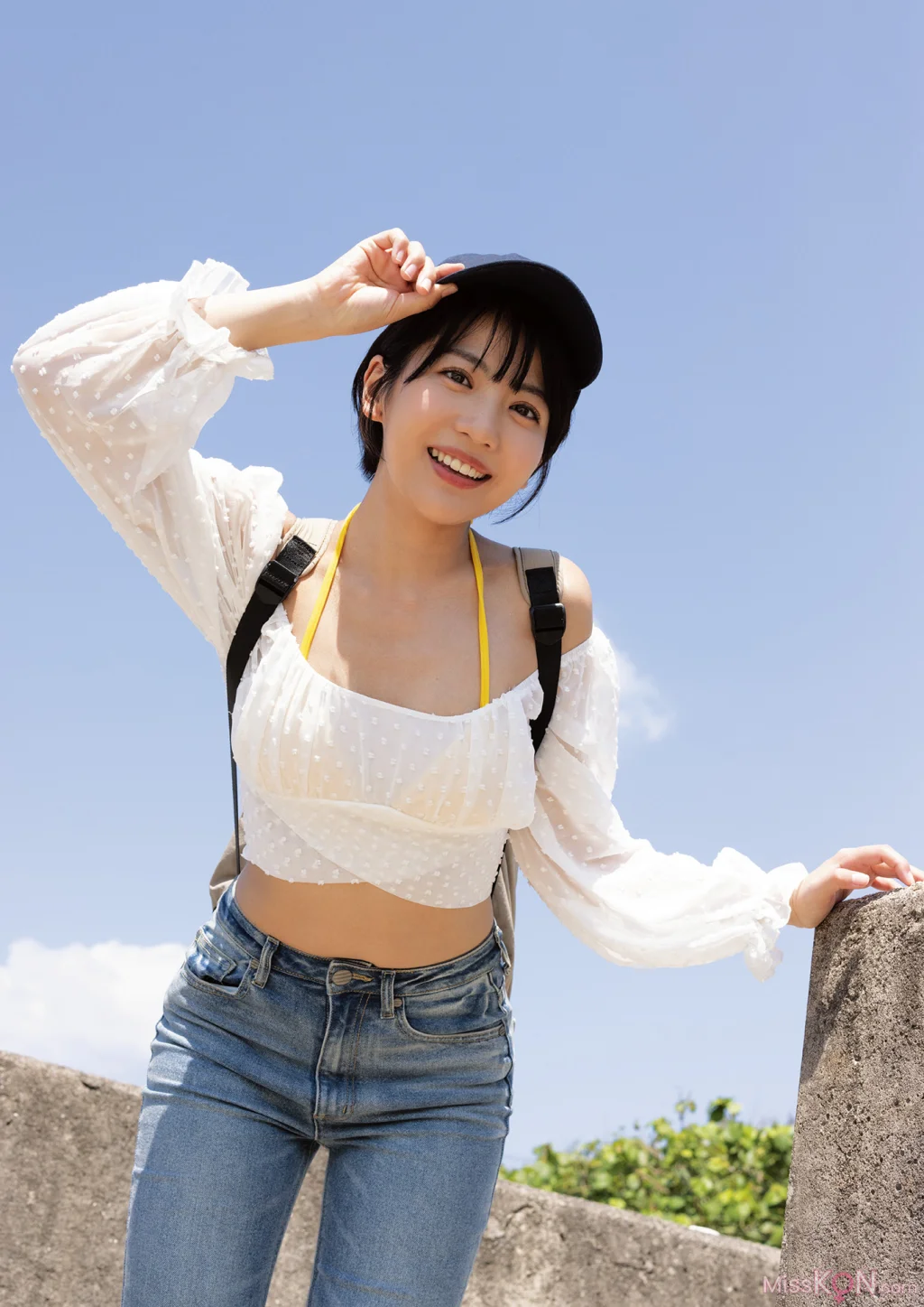 [JP] Moeka Sasaki (佐々木萌香): ファースト写真集 いちばん。 (125 photos)