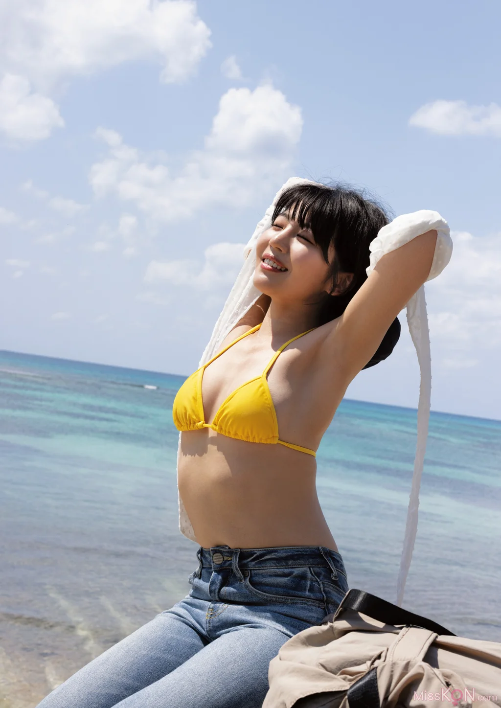 [JP] Moeka Sasaki (佐々木萌香): ファースト写真集 いちばん。 (125 photos)