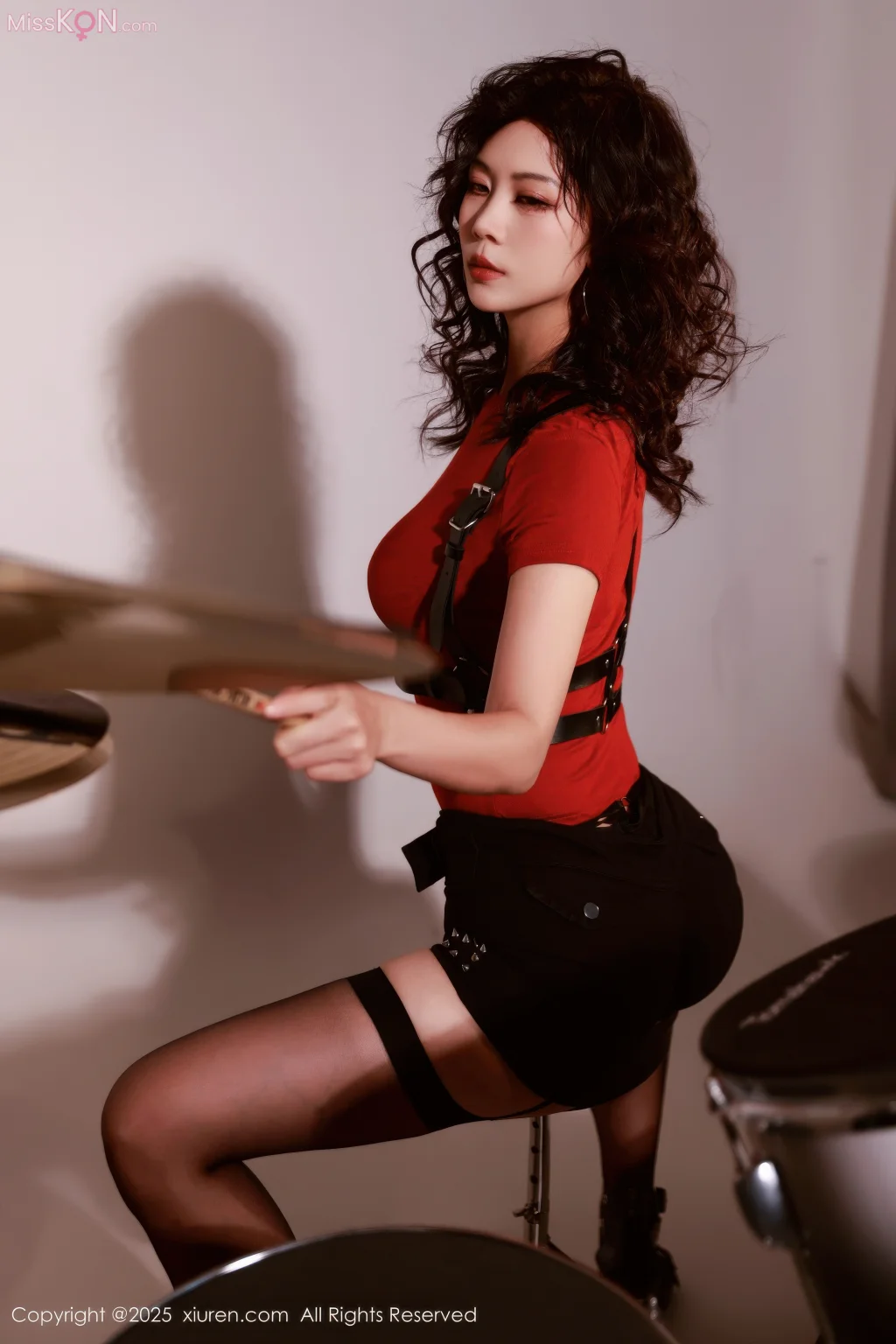 XIUREN No.11066: 玫瑰我爱你 (86 photos)