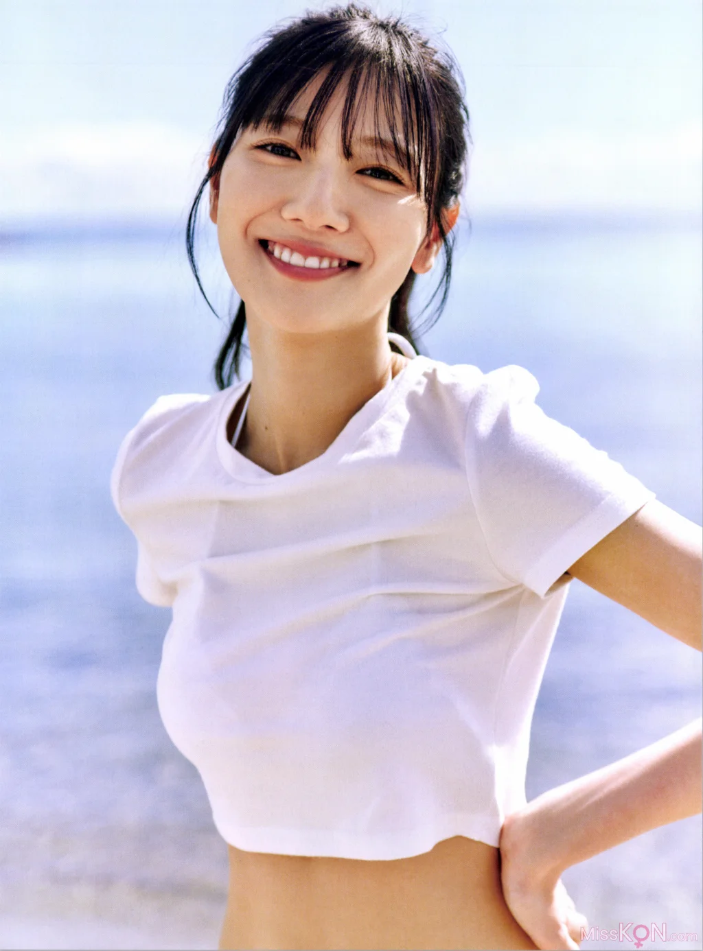[JP] Hina Kawata (河田陽菜): 2nd写真集 テイクオフ (172 photos)