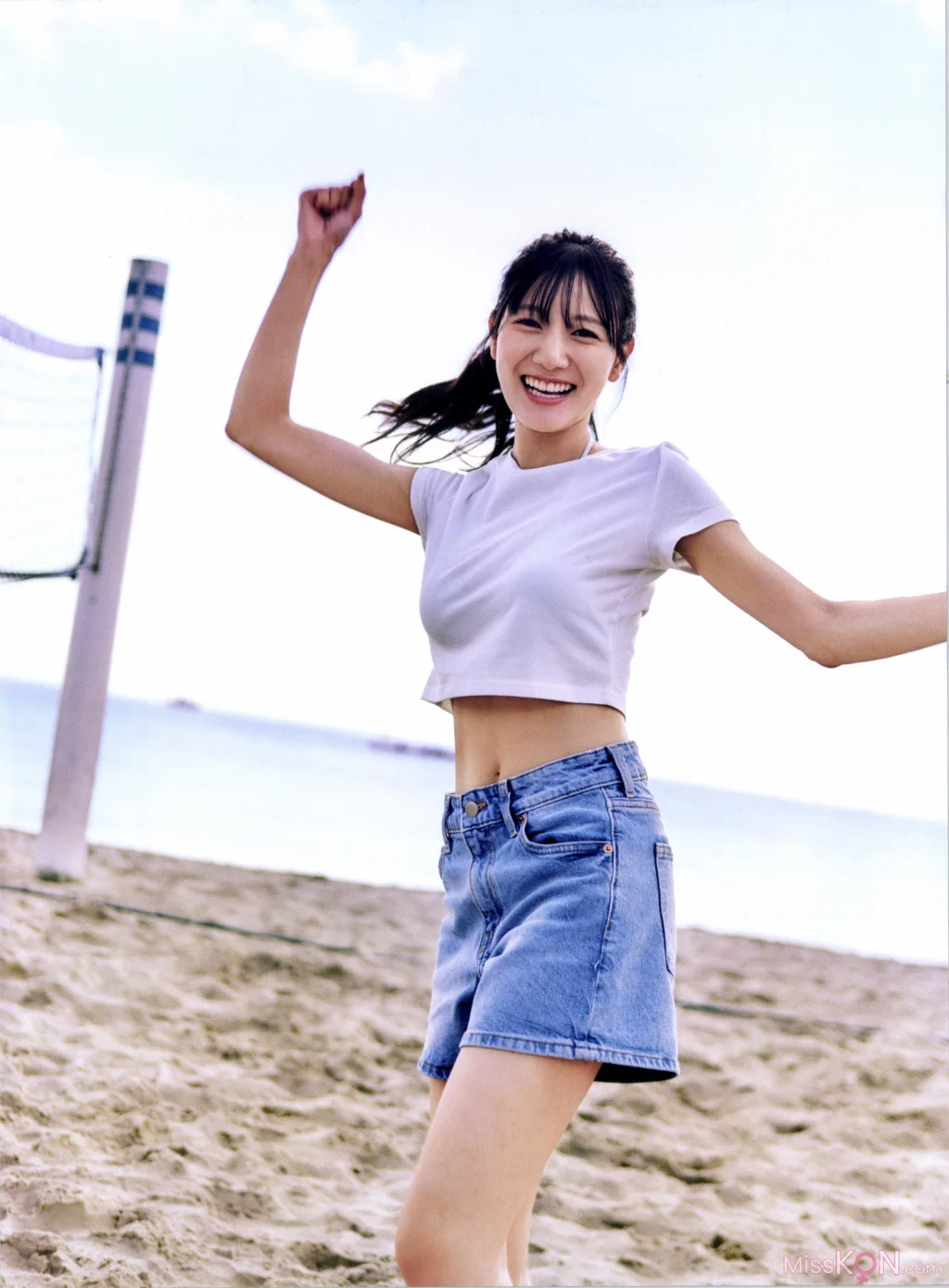 [JP] Hina Kawata (河田陽菜): 2nd写真集 テイクオフ (172 photos)