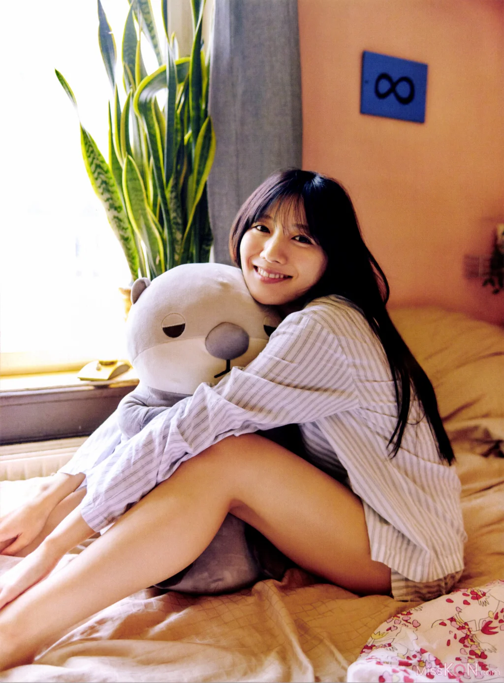 [JP] Hina Kawata (河田陽菜): 2nd写真集 テイクオフ (172 photos)
