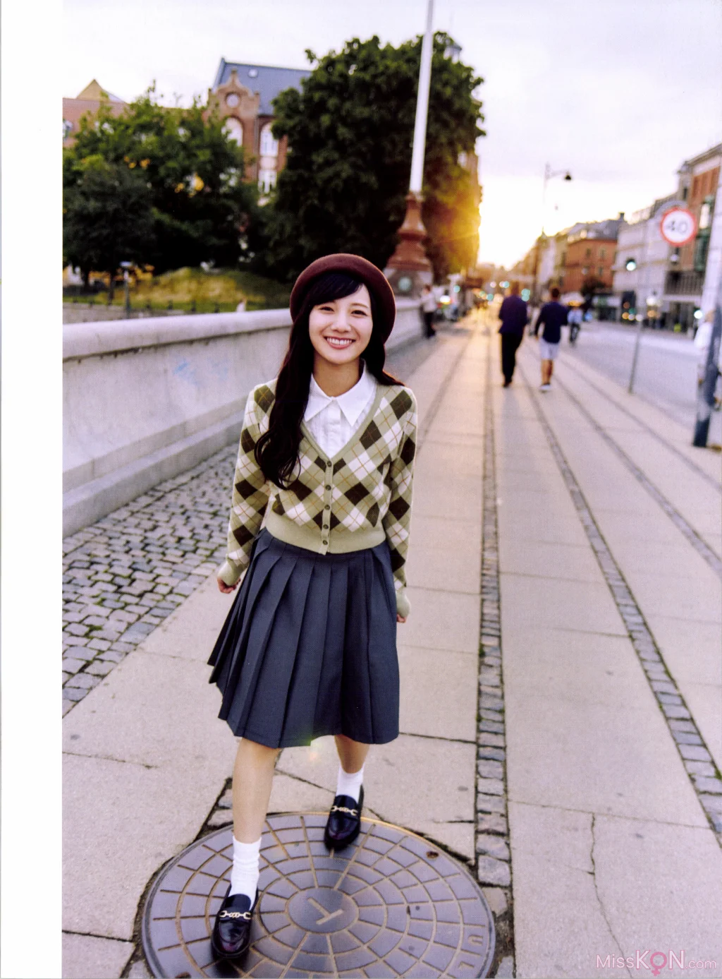 [JP] Hina Kawata (河田陽菜): 2nd写真集 テイクオフ (172 photos) – Page 2