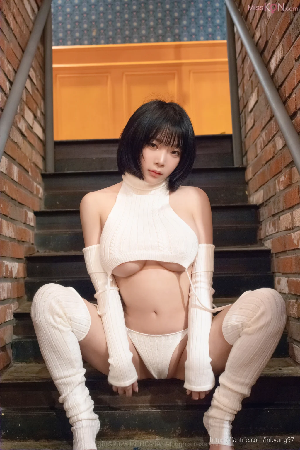 Kang In-kyung (강인경): White Lingerie (35 photos + 1 video)