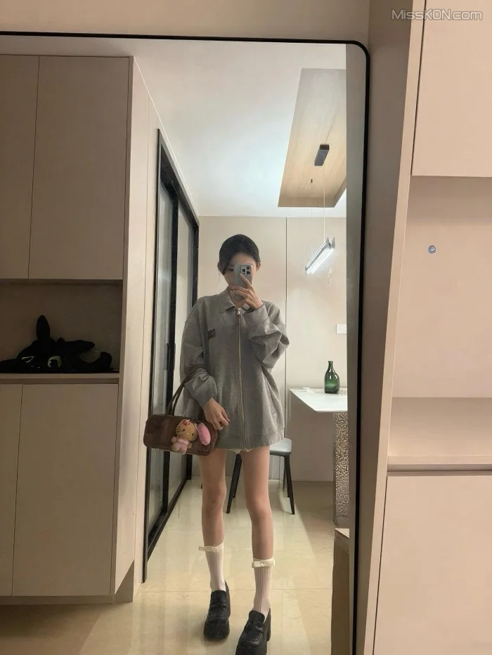 roo8888s(妮子): 抖音超美反差博主 颜值和身材确实顶 (63 photos + 19 videos) – Page 3