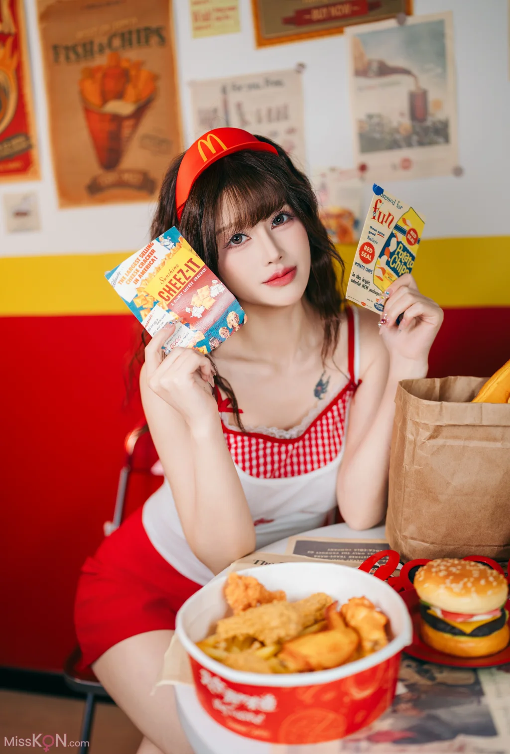 Coser@鹿八岁: 麦门打工日记 (17 photos)