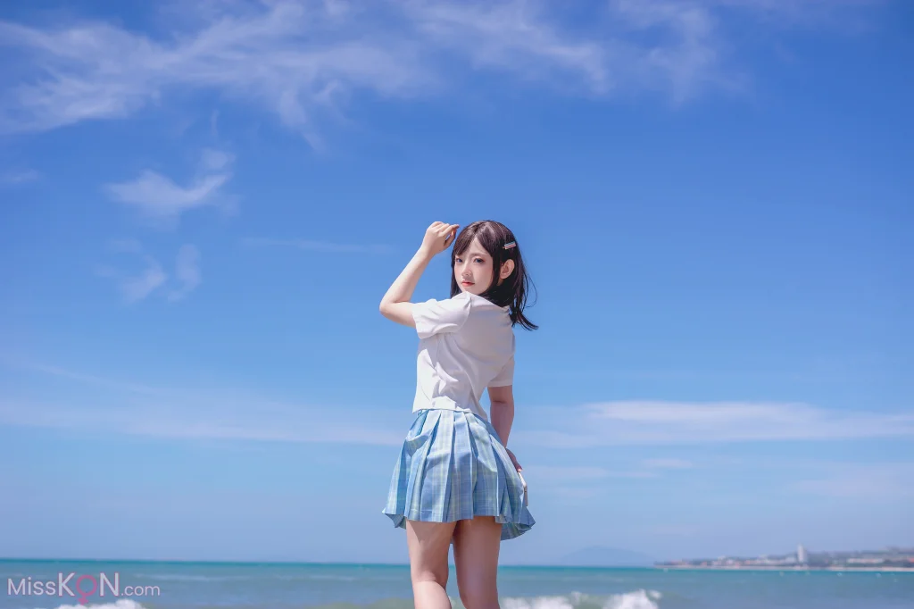 Coser@Messie Huang: Seifuku (20 photos)