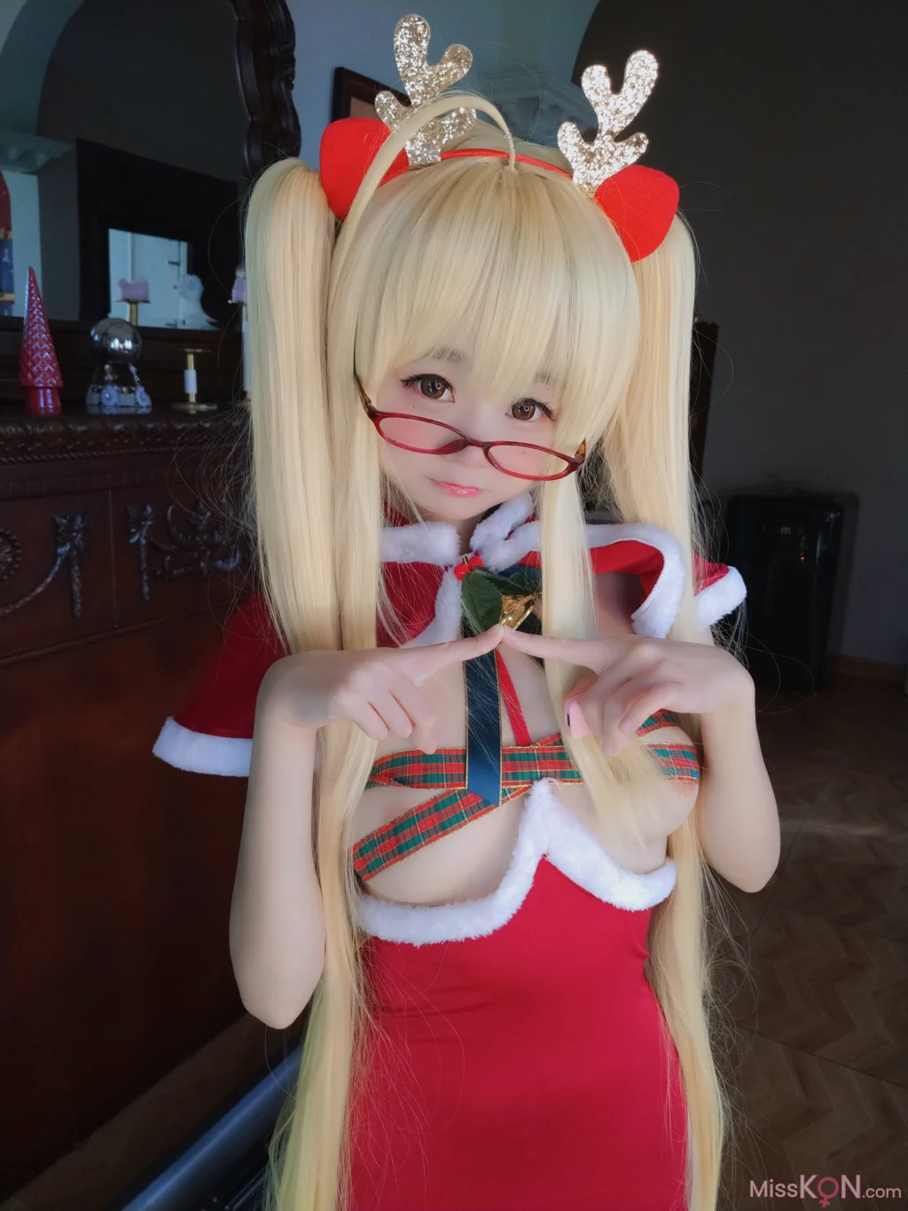 Coser@摇摇乐yoyo: Reindeer Marie Rose (104 photos)