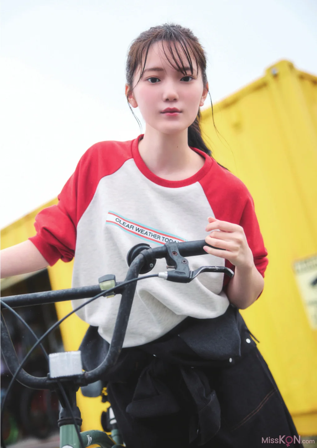 [JP] Tīmaki (ちーまき): SUNNY GIRL Digital Photobook Vol.11 (57 photos) – Page 2