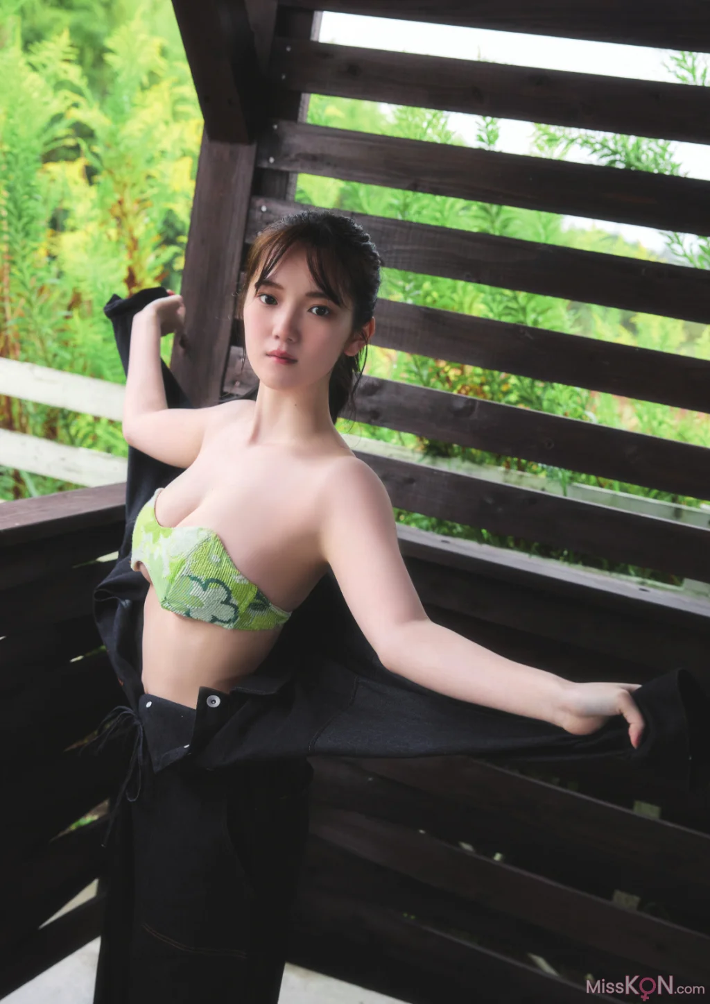 [JP] Tīmaki (ちーまき): SUNNY GIRL Digital Photobook Vol.11 (57 photos) – Page 2